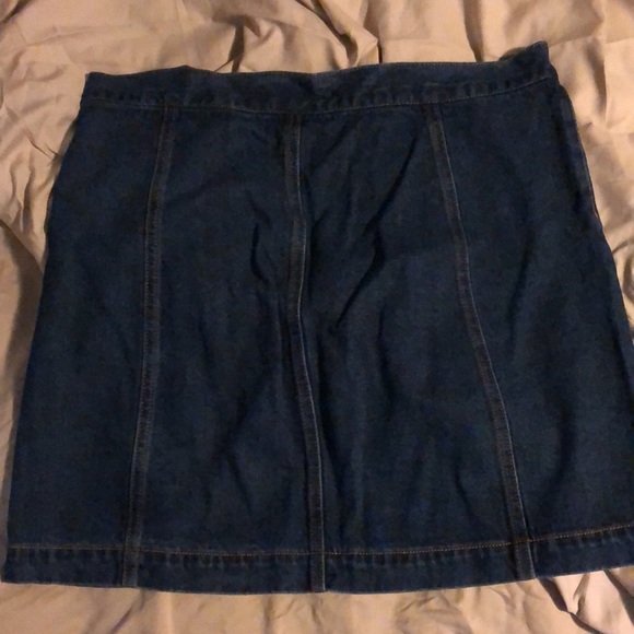Forever 21 - Denim Button Up Skirt - Picture 2 of 3